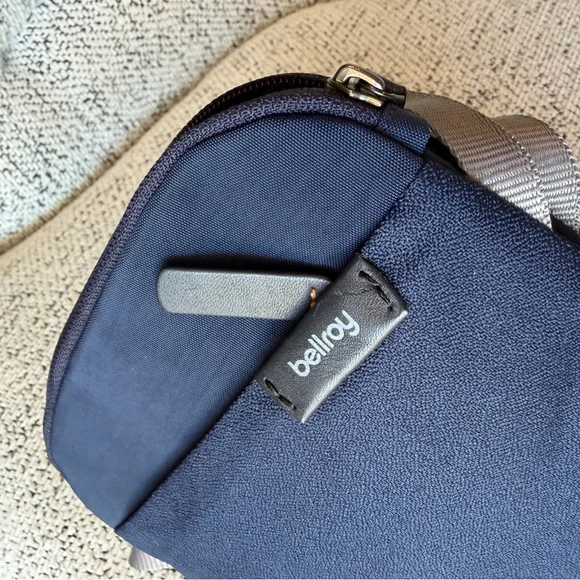 Bellroy City Pouch Navy and Gray Messenger Bag - Picture 8 of 10